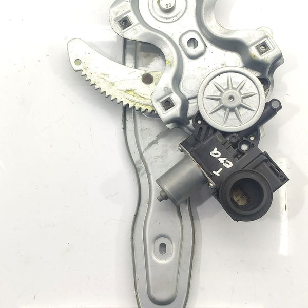 Maquina Vidro Kicks Traseira Esquerda 2016/2025 827505rb2a