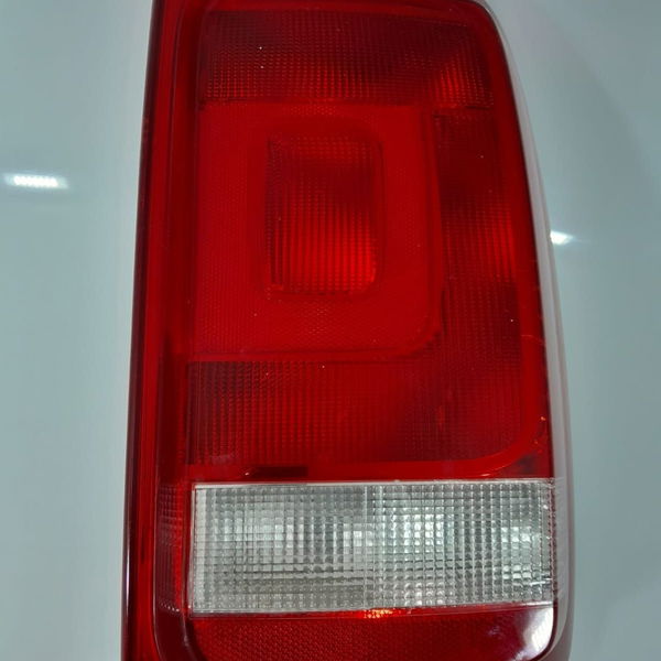 Lanterna Amarok Direita 2010 2016 Original Det 2h1945096b Direito/passageiro Vermelho