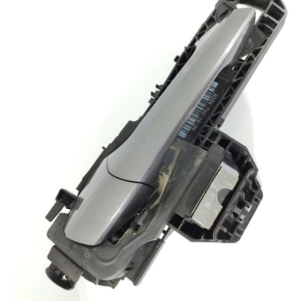 Macaneta Externa Mercedes Gla200 2019 Dianteir D A2047601634 Prateado Dianteira