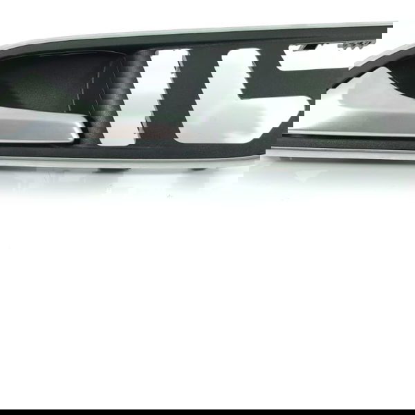 Macaneta Interna Mercedes Cla Gla 200 Dianteira  A2467200548 Prateado Dianteira