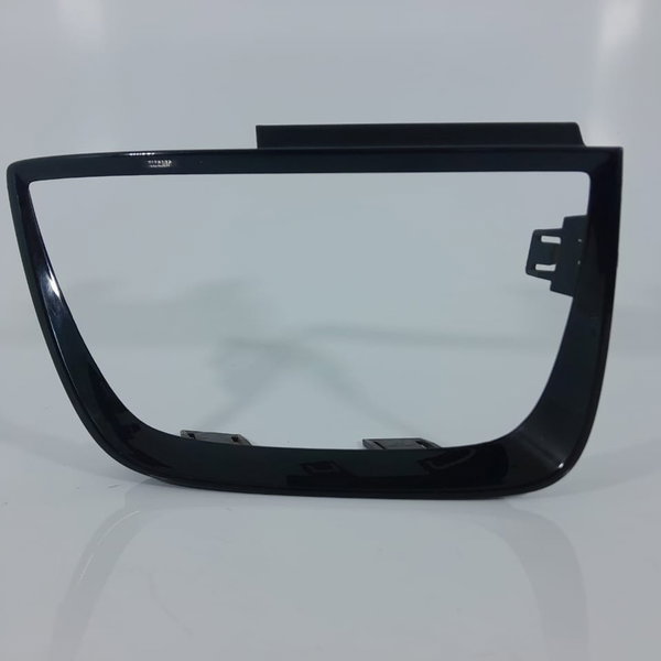 Moldura Lanterna Camaro Esquerda Ext 2010 2013 92197052 Preto