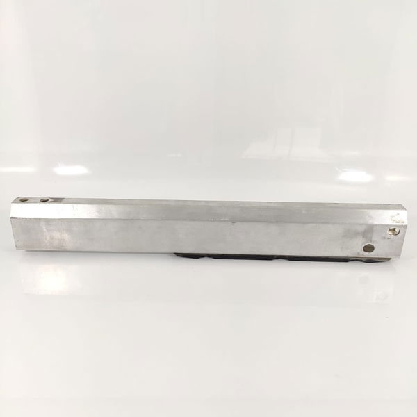 Travessa Radiador Mercedes Gla 200 250 Esquerda A2466280129