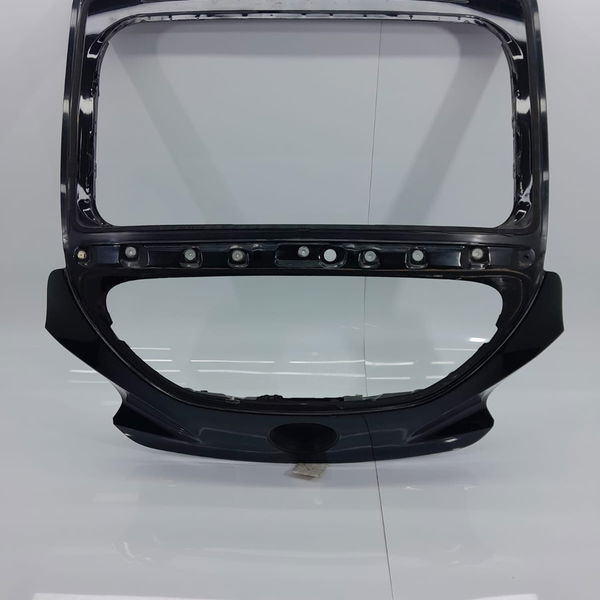 Tampa Traseira Veloster Lisa Preto