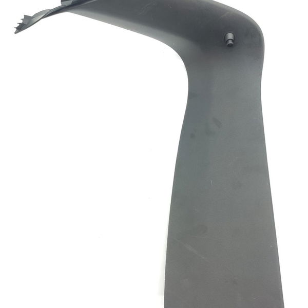 Acabamento Tampa Tras Mercedes Gla 200 250 Dir 2019 /37331