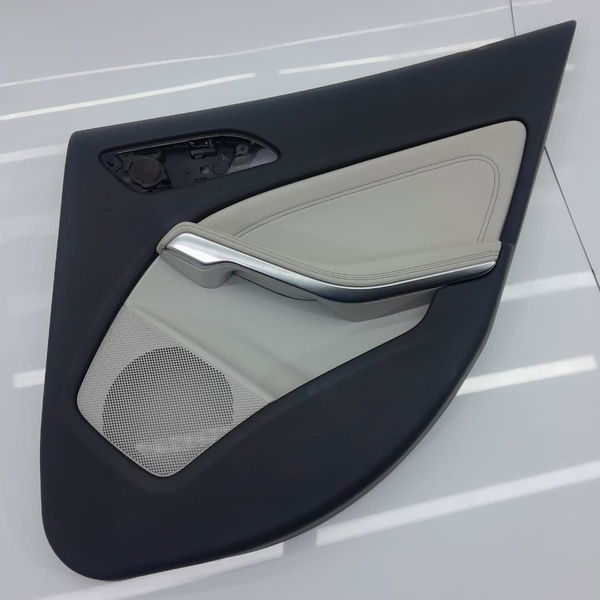 Forro Porta Mercedes Gla 200 Traseiro Direito Det 3003517400 Branco