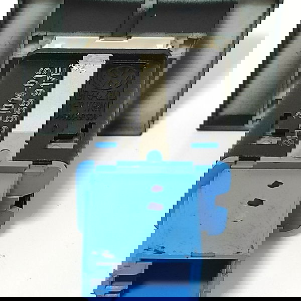 Botão Luz Caçamba Amarok 2011/2023 2h5959917e