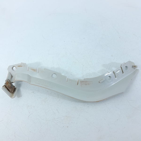 Guia Parachoque Evoque Traseiro Esq 2013/2019 Bj3217a882ac