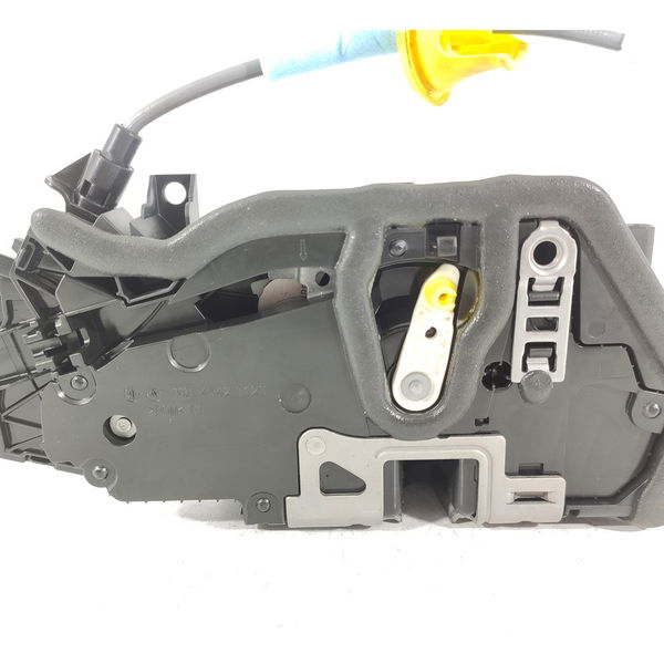 Fechadura Porta Bmw 320 330 Dianteira Dir 2019/2025 7445044