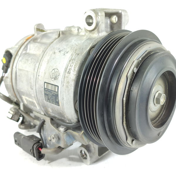 Compressor Ar Mercedes C200 2022 2023/2025 A0008300604