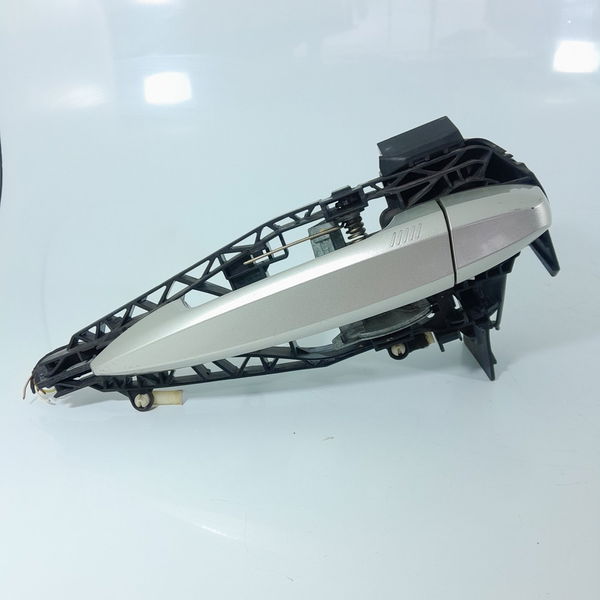 Macaneta Externa Bmw X5 Dianteira Esq 2014/2019 7304803 Cinza Dianteira