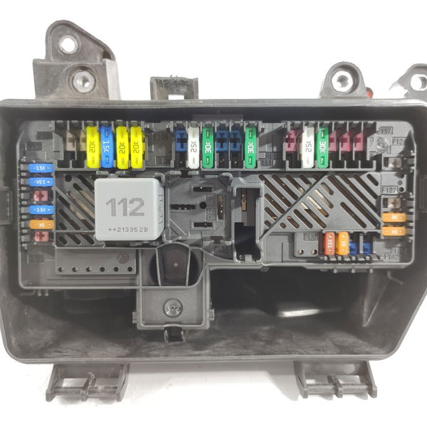 Caixa Fusivel Mercedes C200 2022/2025 A2239067303