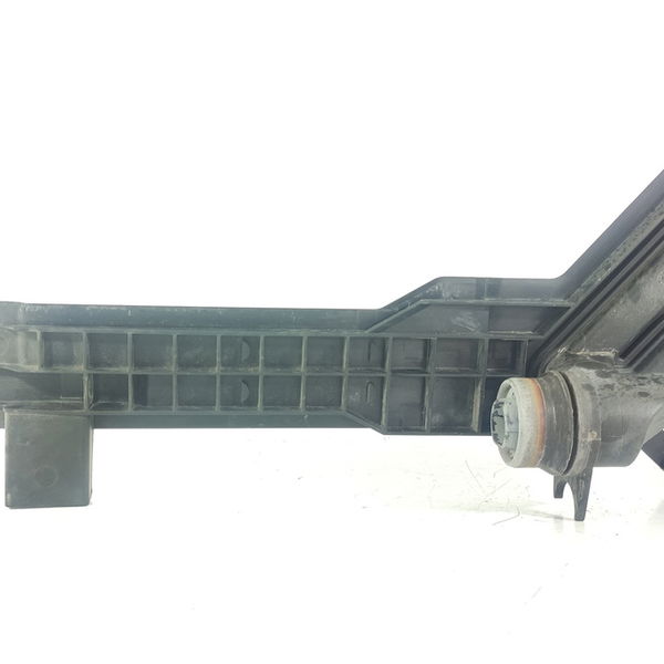 Suporte Reservatorio Radiador Bmw 320 2003/2005 17111436251