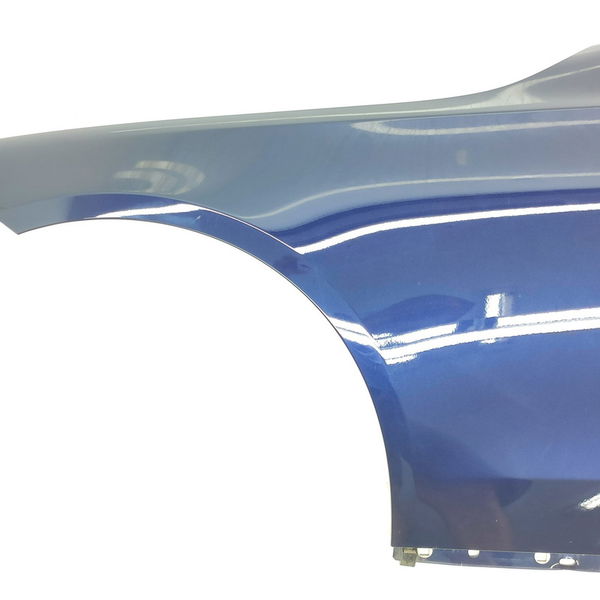 Paralama Mercedes C200 C300 Esquerdo 2022/2025 Liso