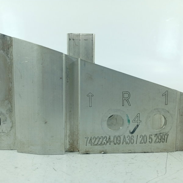 Suporte Radiador Bmw 320 330 Direito 2019/2025 742223409