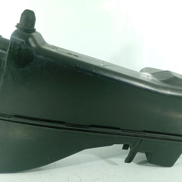 Reservatorio Agua Parabrisa Mercedes C200 22/25 A2068600300