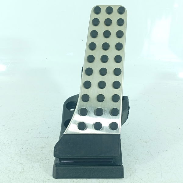 Pedal Acelerador Mercedes C200 C300 2022/2025 A2233000100