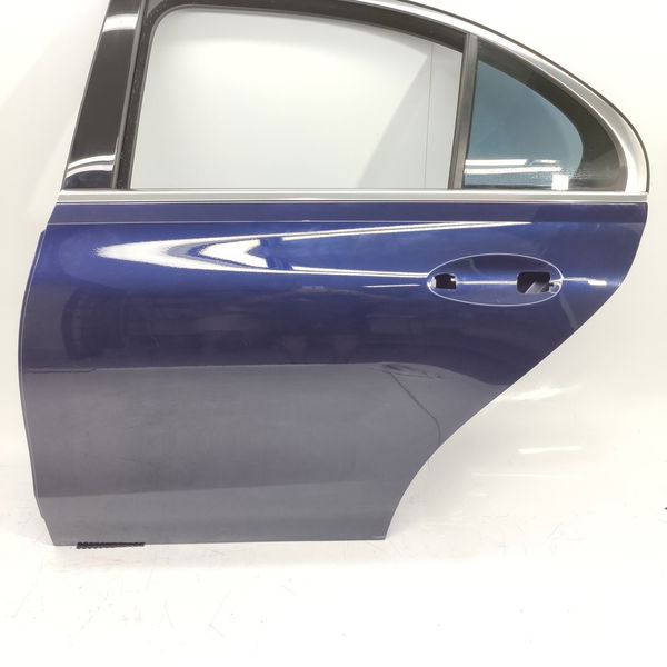 Porta Traseira Esquerda Mercedes Benz C200 C300  2022/2025 Traseira Esquerda Azul-claro