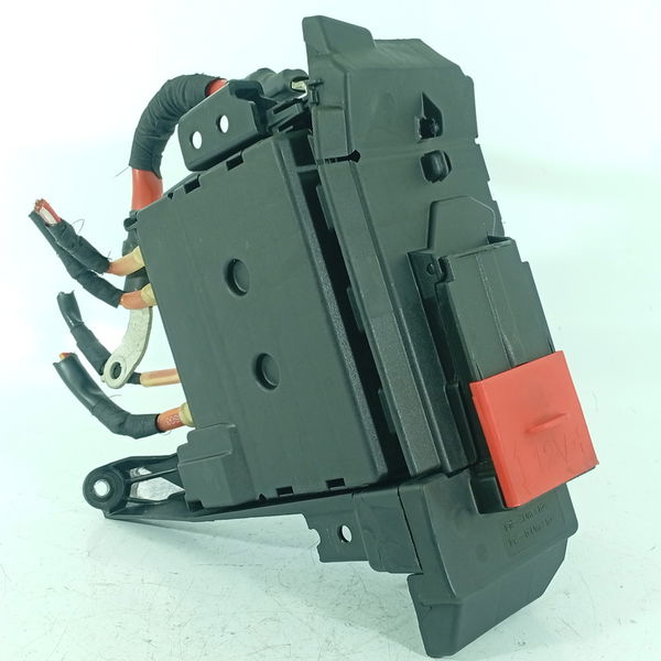 Caixa Fusiveis Bateria Mercedes C200 2022/25 Det A2065409801