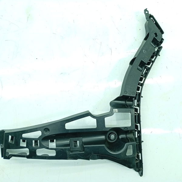 Suporte Guia Parachoque Mercedes C200 Tras Dir 2022/25