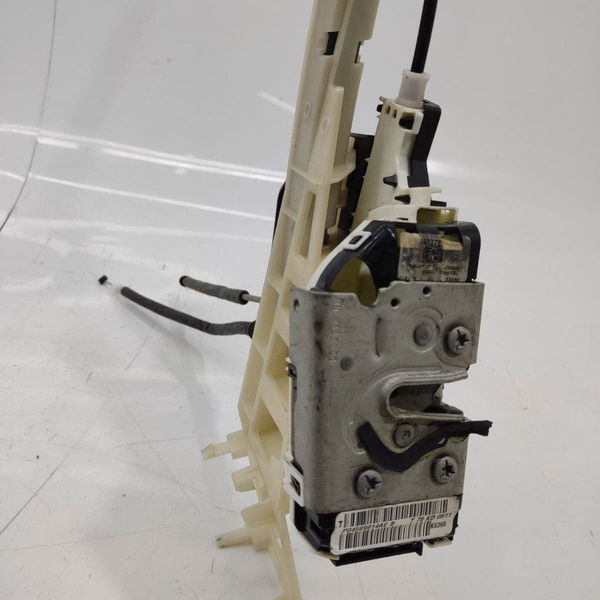 Fechadura Porta Compass Traseira Dir 2018/2024 P04589914aeb