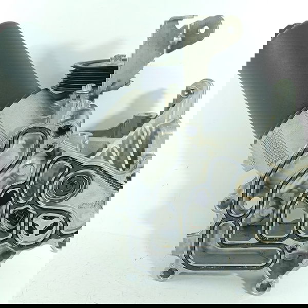 Suporte Filtro Oleo Mercedes C200 C300 2022/2025 2541802400