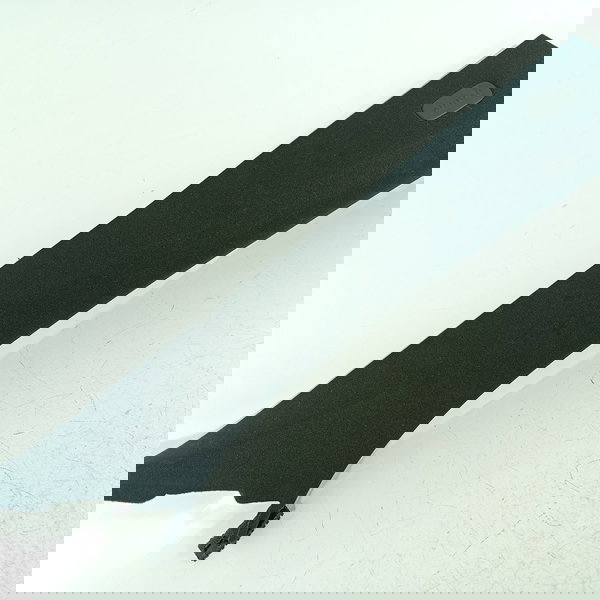 Moldura Coluna Parabrisa Mercedes C300 Dir 22/25 A2066908200