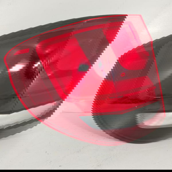 Lanterna Bmw X5 2014 2016 2018 Led Esquerda 729009910 /31882 Esquerdo/motorista Vermelho