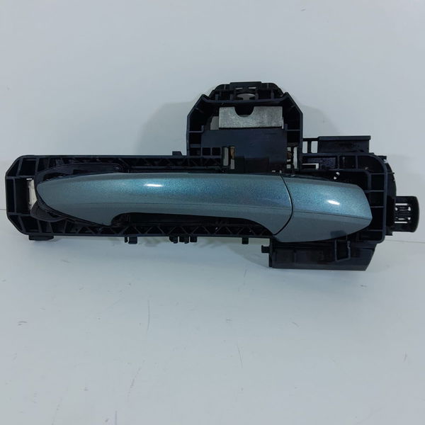 Macaneta Externa Mercedes C180 Dianteira D 08/14 A2047602134 Cinza Dianteira