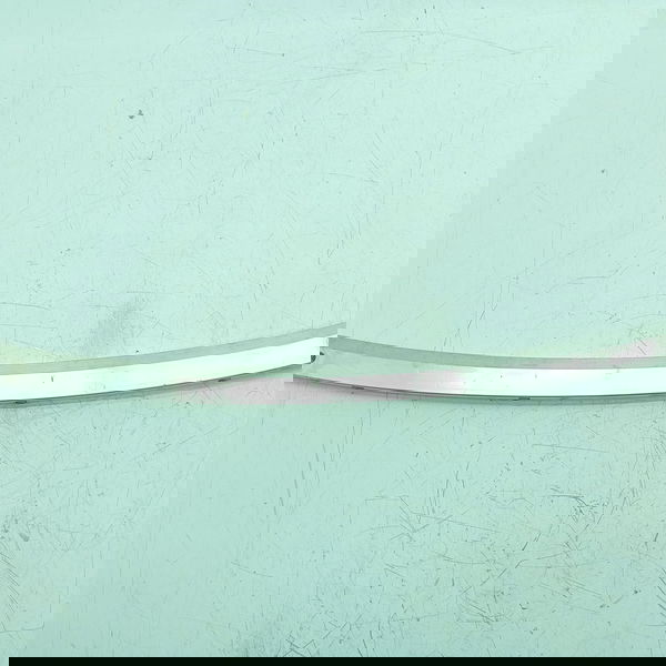 Travessa Painel Frontal Mercedes C200 2022/2025 A2066201100