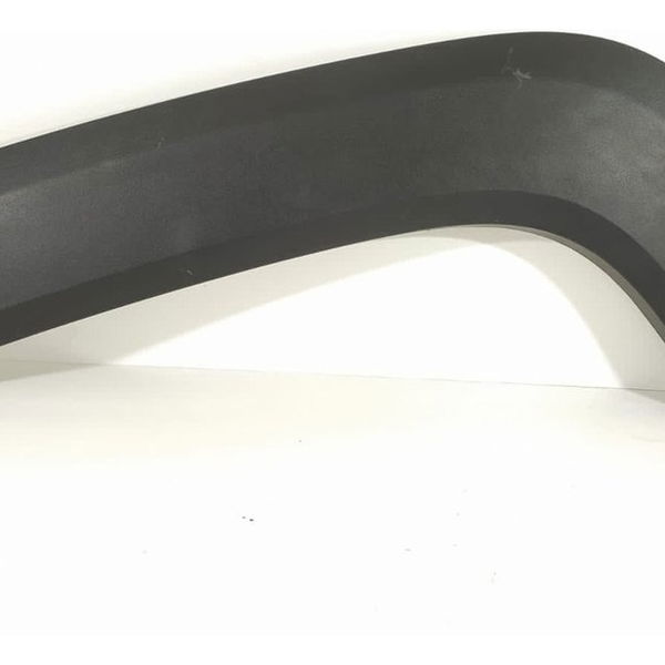 Moldura Jeep Renegade Traseira Esquerda 2015/2021 Detalhe