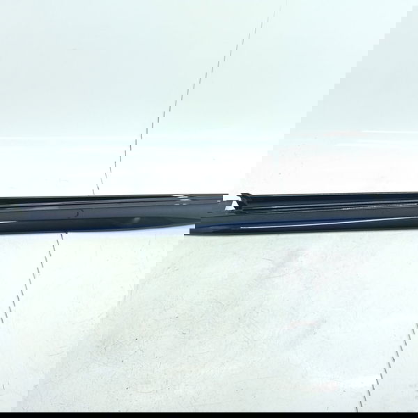 Spoiler Lateral Mercedes C200 C300 Esq 2022/25 A20066982300 Azul-marinho