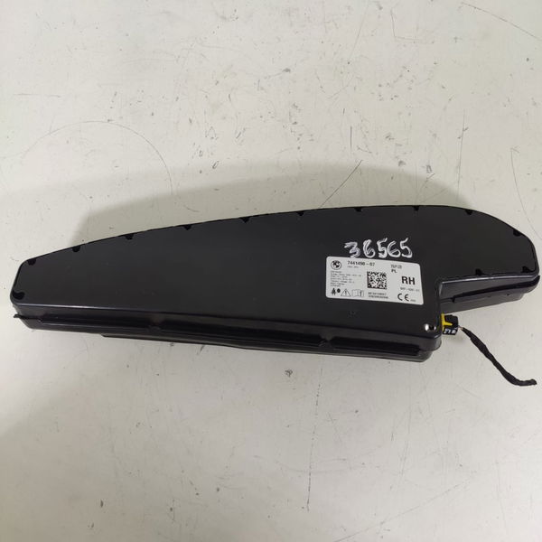 Bolsa Banco Bmw 320 330 G20 G21 Direita 2019/2023 638164400 Preto