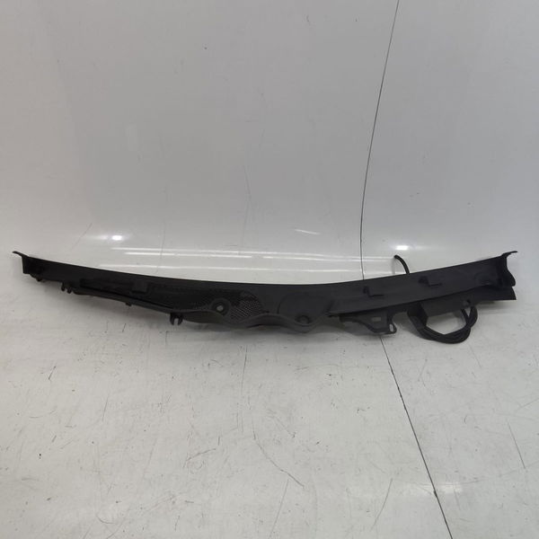 Grade Parabrisa Mercedes C180 C200 2008/2014 Det A2048301713 Preto Fosco