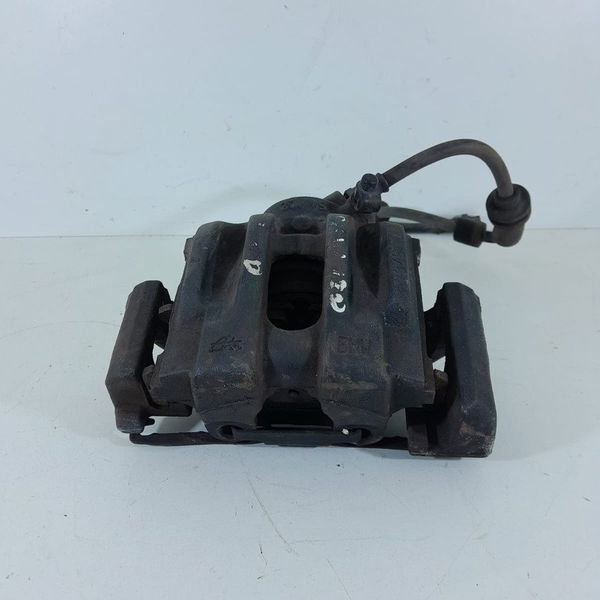 Pinca Bmw 118 120i Dianteira Direita 2005/2010