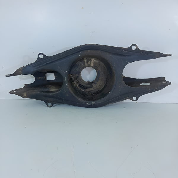 Bandeja Mercedes C180 C200 Traseira 2008/2014 A2043520888