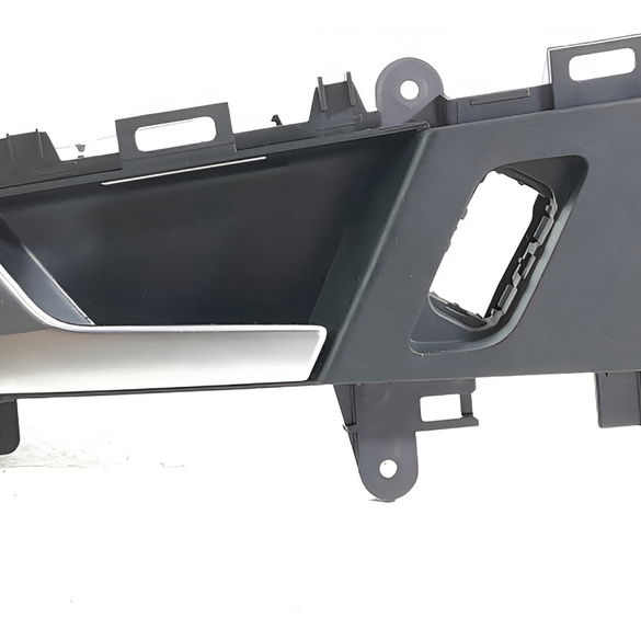 Macaneta Interna Audi Q5 Dianteira Esquerda 17/20 80a837019 Preto Dianteira