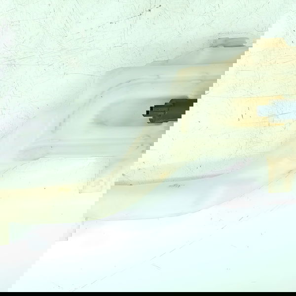 Reservatorio Agua Parabrisa Ford Edge 2009/2014 7t4317b613ag Branco