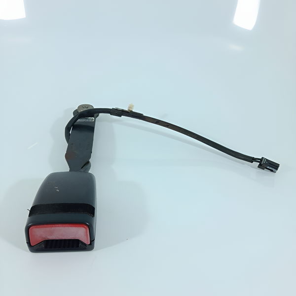 Engate Cinto Camaro Dianteiro Esquerdo 2010/2015