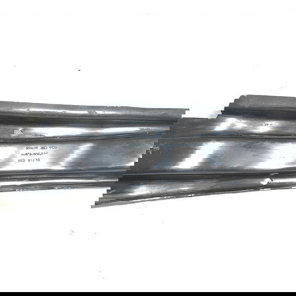 Suporte Inferior Radiador Audi Q5 Esquerdo 18/22 80a805527 Preto