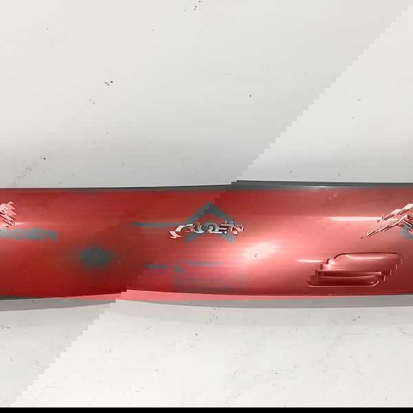 Moldura Tampa Traseira Citroen C4 Vtr 2008/2012 Lisa Vermelho