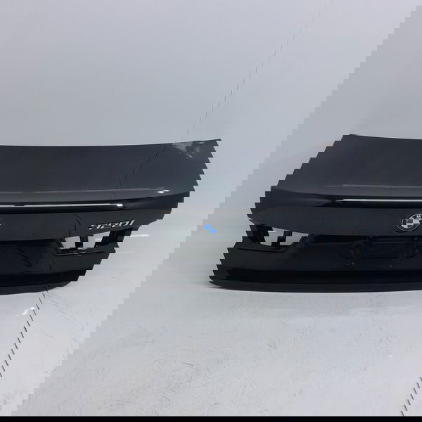 Tampa Traseira Bmw 320i 330 2019/2025 Lisa Preto