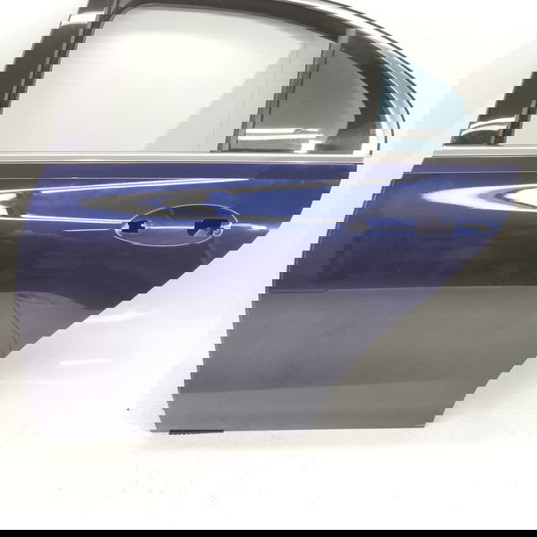 Porta Traseira Esquerda Mercedes C200 C300 2022/2025 Lisa Traseira Esquerda Azul-claro