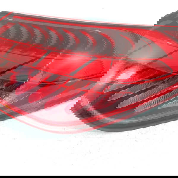 Lanterna Led Mercedes C200 C300 Dir 2022/2025 A2069063400 Direito/passageiro Vermelho