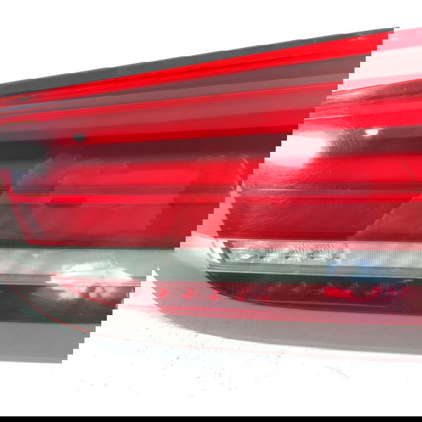 Lanterna Tampa Bmw X5 Direita Led 2014/2019 730127207 Direito/passageiro Vermelho