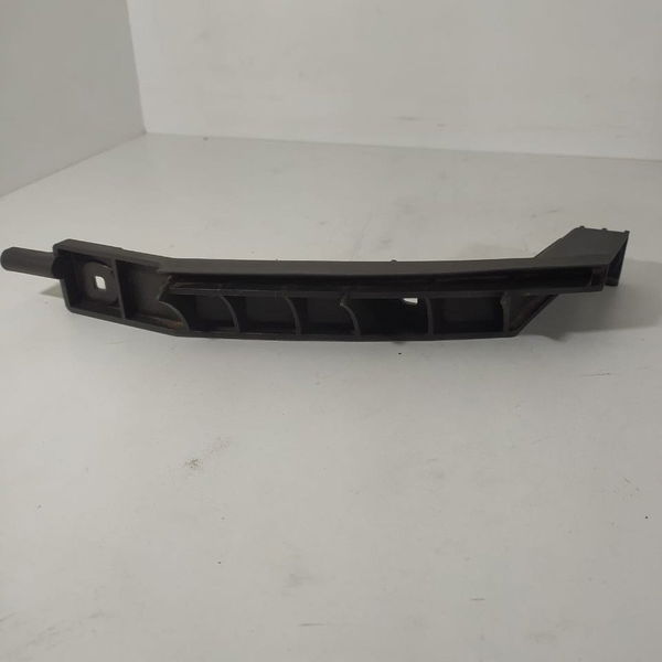 Guia Parachoque Audi Tt Traseiro Direito 1998/2006 8n0807454