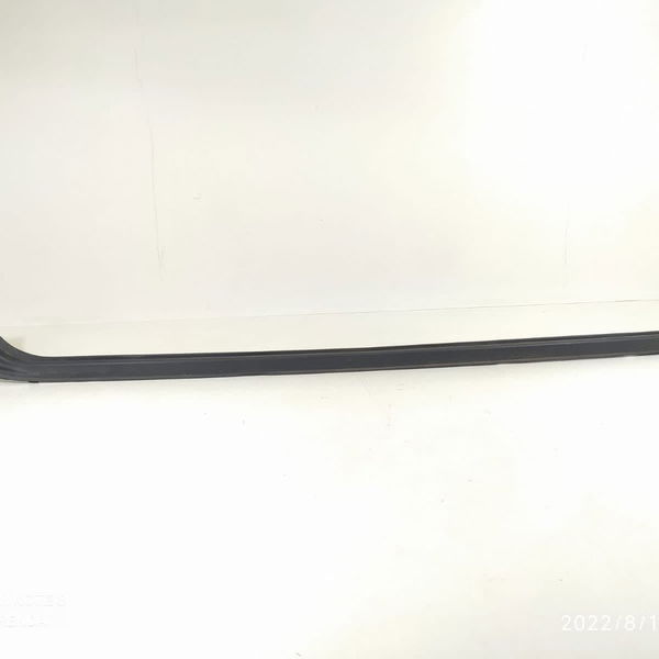 Friso Parabrisa Jac T40 2019 Esquerdo Detalhe