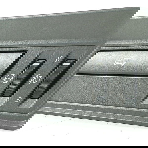 Botao Porta Malas Evoque 2012/2019 Bj3211654ab