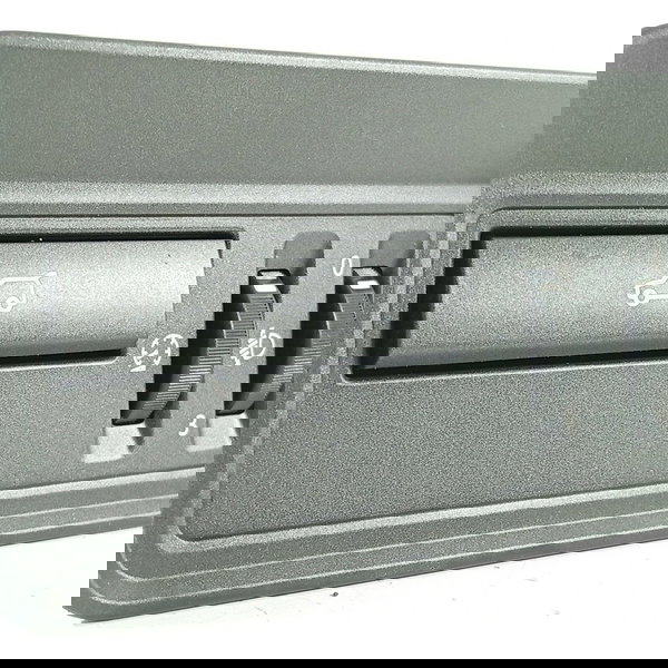 Botao Porta Malas Evoque 2012/2019 Bj3211654ab