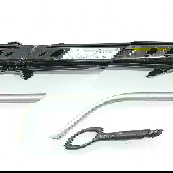 Macaco Chave Roda Audi Q5 2018/2021 80a011031a