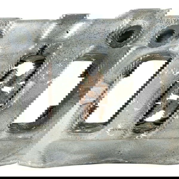 Pinca Porsche Cayenne Dianteira Direita 2009/2018 7p0615424